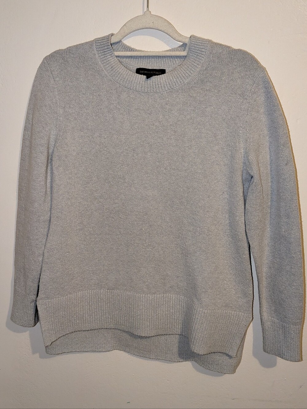 Banana Republic Light Gray Crewneck Sweater Size S